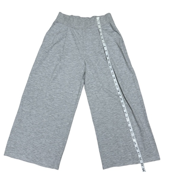 Lululemon Can You Feel The Pleat Crop Pants Size 6 - Picture 7 of 10